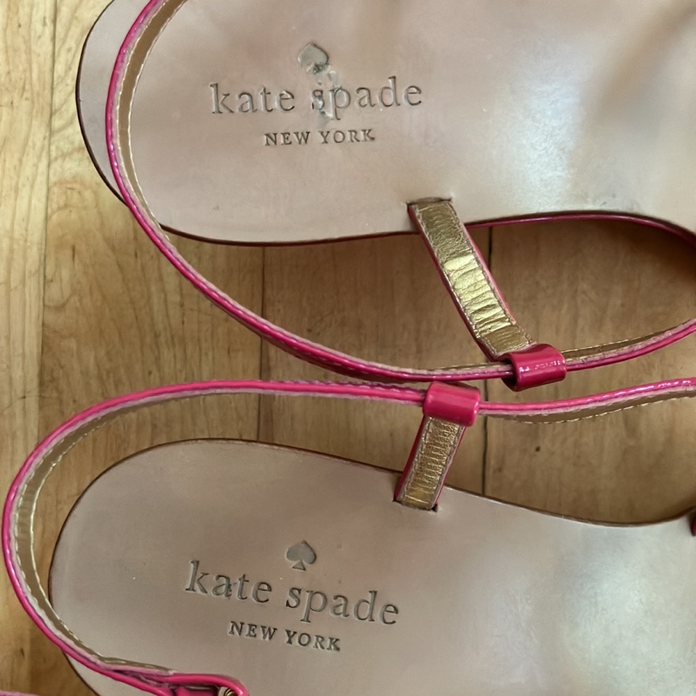 EUC Kate Spade pink patent leather wedge sandals 10 - Picture 4 of 8